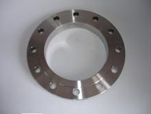 供應(yīng)16Mn與20#材質(zhì)鍛打法蘭及三通，符合國(guó)際標(biāo)準(zhǔn)，廣泛應(yīng)用于建筑建材領(lǐng)域